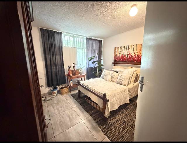 2 BEDROOM APARTMENT FOR SALE IN KILNER PARK